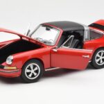 Porsche 911 Targa S Rdeč Schuco 1:18 - image 2 of 9