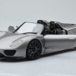 Porsche 918 Spyder Prototip Siva Metalik Minichamps 1:18 - image 2 of 7