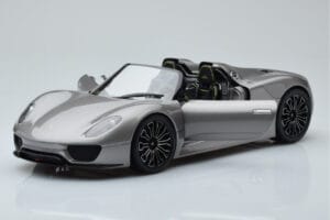 Porsche 918 Spyder Prototip Siva Metalik Minichamps 1:18 110060030 Kovina – slika 2 od 7