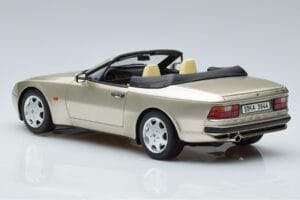 Porsche 944 S2 Kabriolet GT Spirit 1:18 GT002CS Smola – slika 5 od 6