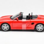 Porsche Boxster 986 Rdeč UT Models 1:18 - image 3 of 6