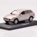 Porsche Cayenne 9PA Bež Minichamps 1:43 - image 2 of 4