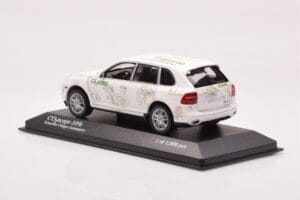 Porsche Cayenne Concept Schaeffler Gruppe Automotive Minichamps 1:43 PORSCHE-264306 Kovina – slika 3 od 4