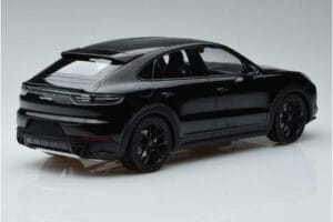 Porsche Cayenne E3 S Coupe Minichamps 1:18 187673 Kovina – slika 2 od 6