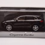 Porsche Cayenne 92A Turbo Črn Minichamps 1:43 - image 4 of 4