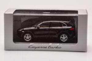 Porsche Cayenne 92A Turbo Črn Minichamps 1:43 WAP0200050B Kovina – slika 4 od 4