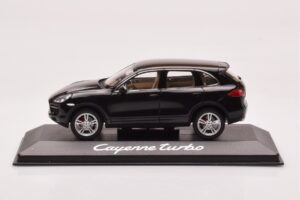 Porsche Cayenne 92A Turbo Črn Minichamps 1:43