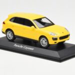 Porsche Cayenne 92A Rumen MaxiChamps 1:43 - image 3 of 4