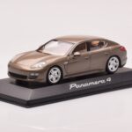 Porsche Panamera 970 4 Bež Metalik Minichamps 1:43 - image 2 of 4