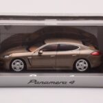 Porsche Panamera 970 4 Bež Metalik Minichamps 1:43 - image 4 of 4