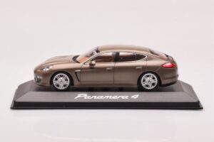 Porsche Panamera 970 4 Bež Metalik Minichamps 1:43