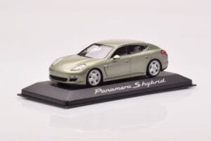 Porsche Panamera 970 S Hybrid Critall Zelena Minichamps 1:43 WAP0205010A Kovina – slika 2 od 4