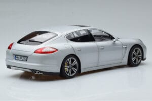 Porsche Panamera 970 Turbo Srebrna Norev 1:18 187609 Kovina – slika 3 od 7