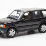 Range Rover P38 4.6 HSE Črna Metalik AUTOart 1:18