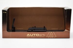 Range Rover P38 4.6 HSE Črna Metalik AUTOart 1:18 70017 Kovina – slika 3 od 9