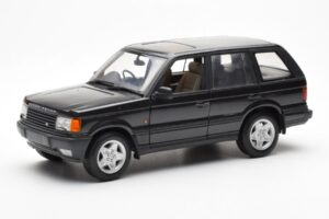 Range Rover P38 4.6 HSE Črna Metalik AUTOart 1:18