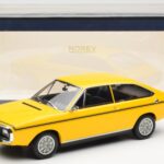 Renault 15 TL Rumena Črna Norev 1:18 - image 6 of 6