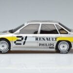 Renault 21 Super Production Srebrna Otto 1:18 OT975 Smola - image 3 of 6