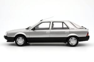 Renault 25 Phase 1 V6 Injection Srebrn Otto 1:18 OT1070 Smola – slika 3 od 5