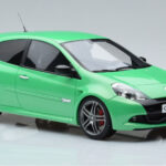 Renault Clio 3 RS Zelena Otto 1:18 - image 4 of 6