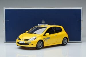 Renault Clio RS Mk3 F1 Team Norev 1:18 185236 Kovina – slika 7 od 7
