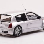 Renault Clio V6 Phase 1 Srebrna Otto 1:18 - image 2 of 6