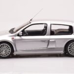 Renault Clio V6 Phase 1 Srebrna Otto 1:18 - image 3 of 6