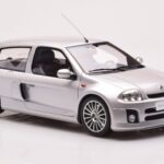 Renault Clio V6 Phase 1 Srebrna Otto 1:18 - image 4 of 6