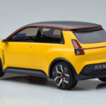 Renault E-Tech Electric Prototype Rumen Otto 1:18 - image 5 of 6