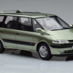 Renault Espace 3 Zelen Otto 1:18 - image 4 of 6
