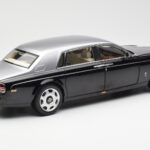 Rolls-Royce Phantom VII EWB Črn in Srebrn Kyosho 1:18 - image 3 of 8