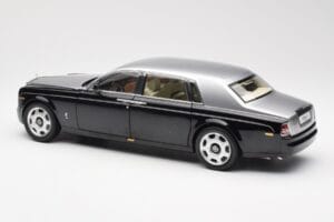 Rolls-Royce Phantom VII EWB Črn in Srebrn Kyosho 1:18 08841BKS Kovina – slika 7 od 8