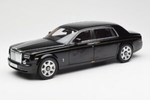 Rolls-Royce Phantom VII EWB Diamond Črn Kyosho 1:18