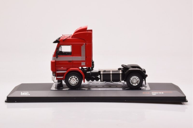 Scania 142 M Rdeč IXO 1:43