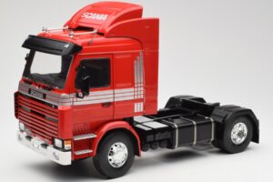Scania 143M 470 Topline Rdeč MCG 1:18