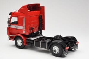 Scania 143M 470 Topline Rdeč MCG 1:18 MCG18142 Kovina – slika 7 od 8