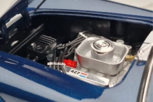 Shelby Cobra 427 S/C Temno Moder Kyosho 1:18 08048DBL Kovina – slika 8 od 9