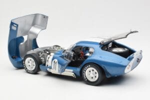 Shelby Daytona Cobra Coupe #11 S. Thompson 24 Hours of Le Mans 1965 CMR 1:18 CMR114 Kovina – slika 5 od 8