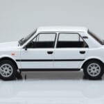 Skoda 130 L Bela IXO 1:18 - image 3 of 6