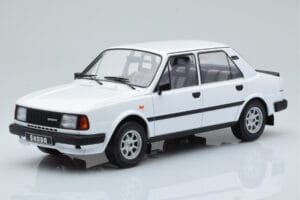 Skoda 130 L Bela IXO 1:18
