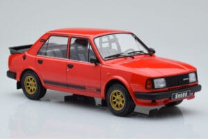 Skoda 130 LR Rdeča IXO 1:18 18CMC159 Kovina – slika 4 od 6
