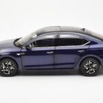 Skoda Octavia Pro Modra FAW 1:18 - image 4 of 8