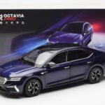 Skoda Octavia Pro Modra FAW 1:18 - image 8 of 8