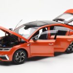 Skoda Octavia Pro Oranžna FAW 1:18 - image 2 of 8
