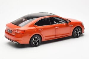 Skoda Octavia Pro Oranžna FAW 1:18 ZMR000006ORA Kovina – slika 3 od 8