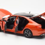 Skoda Octavia Pro Oranžna FAW 1:18 - image 5 of 8