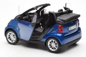 Smart Fortwo 451 Cabrio Modra & Črna Minichamps 1:18 150036330 Kovina – slika 5 od 8
