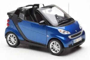 Smart Fortwo 451 Cabrio Modra & Črna Minichamps 1:18 150036330 Kovina – slika 6 od 8