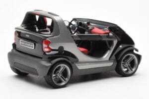 Smart Fortwo Crossblade Kabriolet Srebrna Črna Kyosho 1:18 13440 Kovina – slika 2 od 6