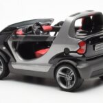 Smart Fortwo Crossblade Kabriolet Srebrna Črna Kyosho 1:18 - image 5 of 6